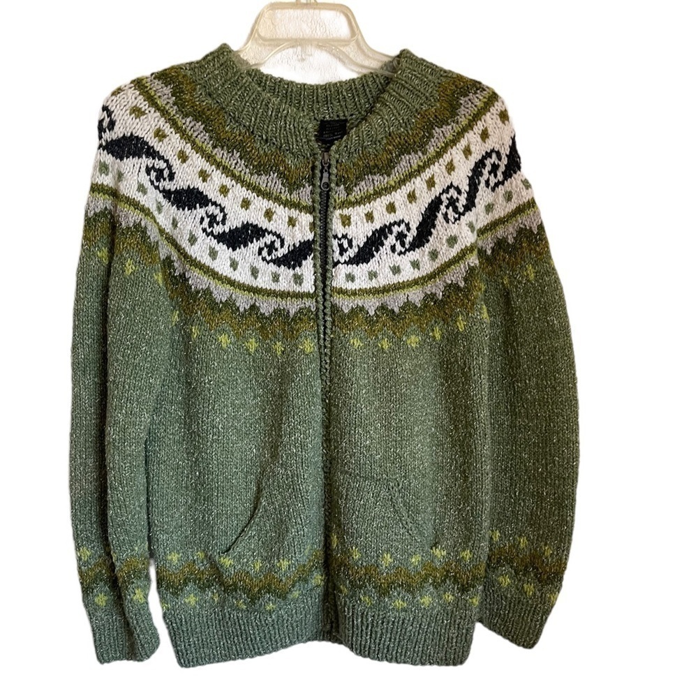 Otavalo Native American Wool, full zip Sweater. Size Medium- see measurements.
